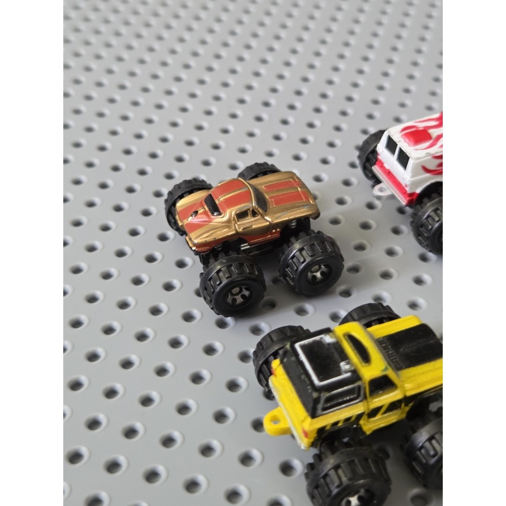 Micro Machines Monster Truck Lot of 4 Vintage Galoob 1987 Datsun Chevy - Picture 10 of 11